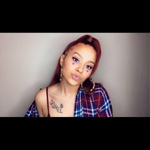 Meet your Posher, Desiree